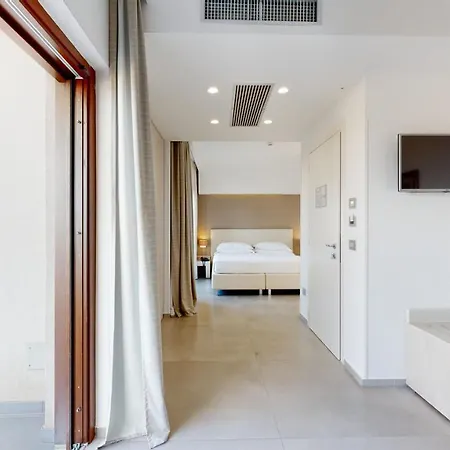 Hotel Monte Sarago 4*