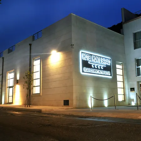 蒙特萨拉戈酒店 奥斯图尼