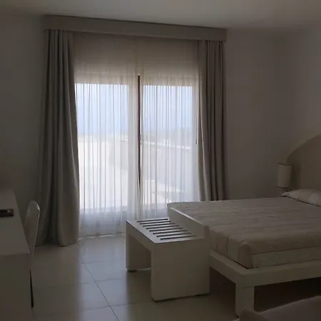 Hotel Monte Sarago 4*