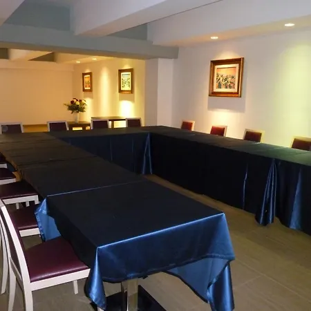 Monte Sarago أوستوني