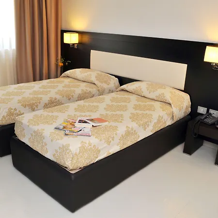 蒙特萨拉戈酒店 奥斯图尼