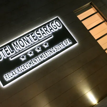 Monte Sarago فندق أوستوني