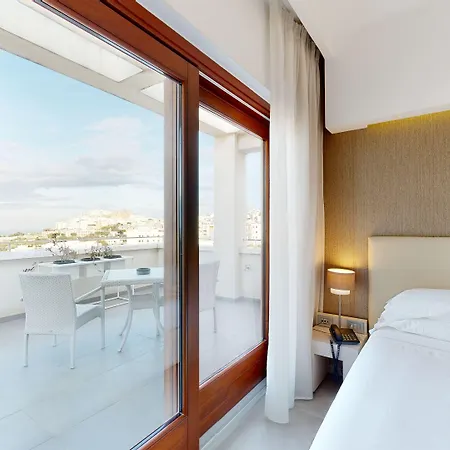 Monte Sarago أوستوني