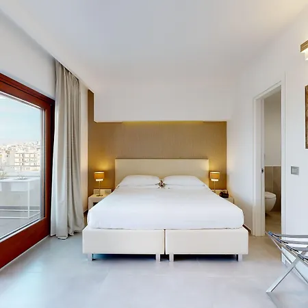 Monte Sarago فندق أوستوني