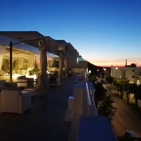 蒙特萨拉戈酒店 4*